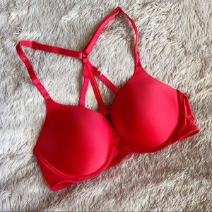 NWOT Victoria’s Secret Strappy Red Push-up - 34C